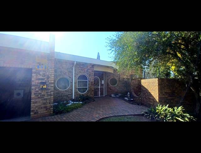 4 BEDROOM FREESTANDING FOR SALE IN ATLASVILLE